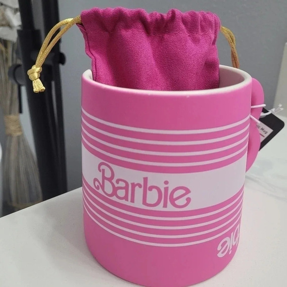 NWT Barbie x Kendra Scott Gold Link and Chain Necklace in Pink Crystal - Picture 3 of 8